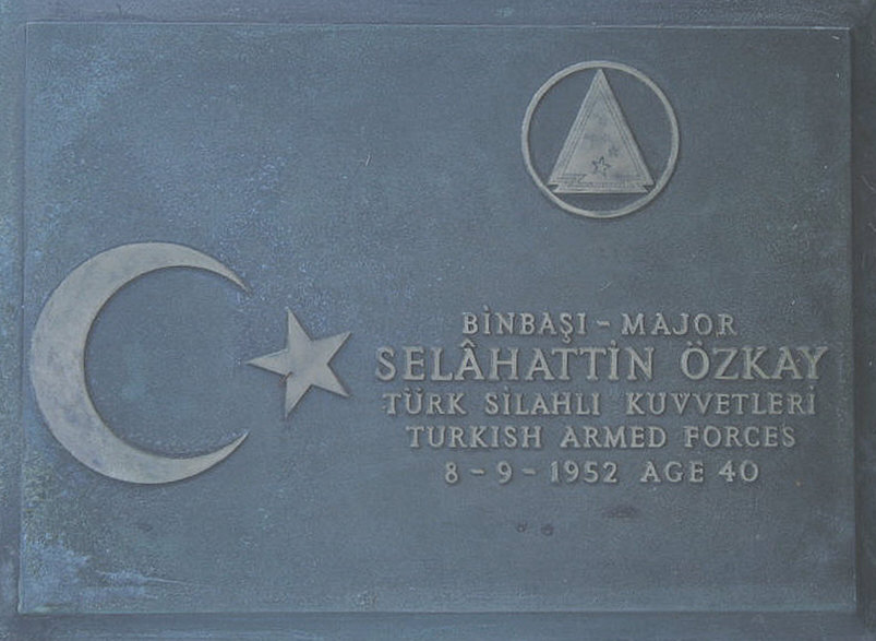 OZKAY SELAHATTIN 