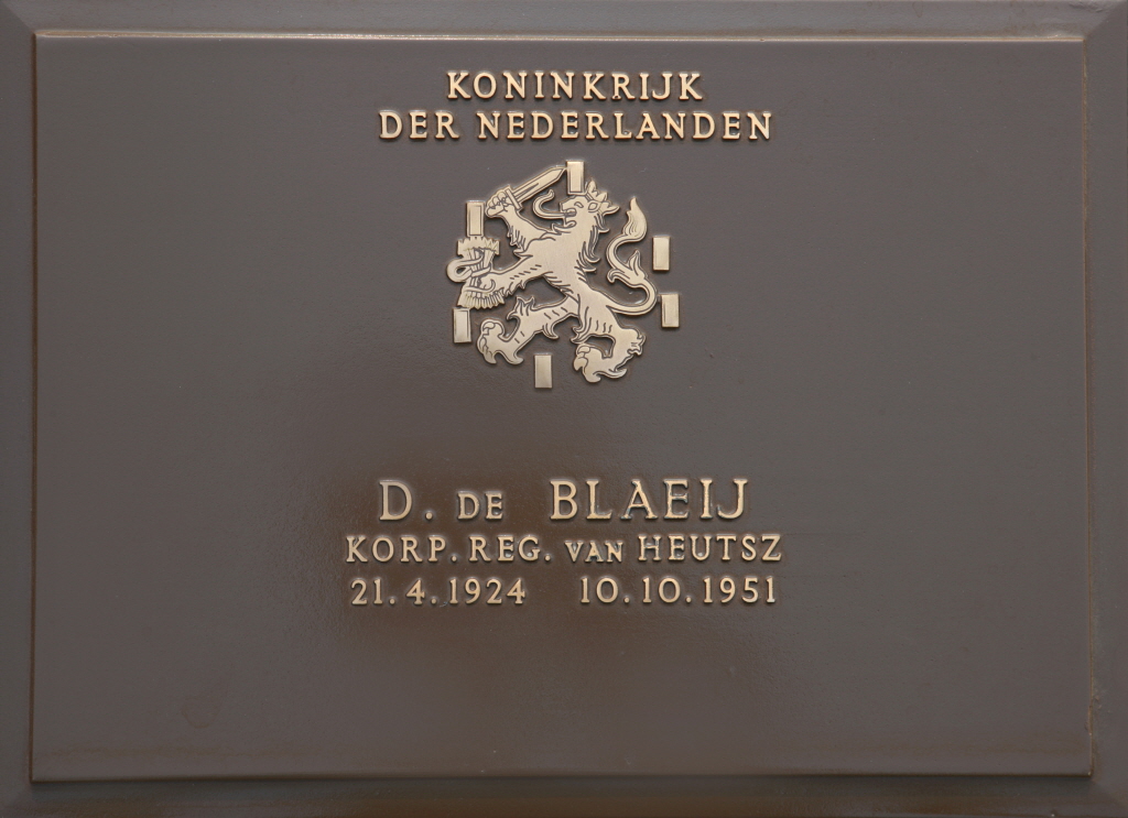 DE BLAEIJ D 