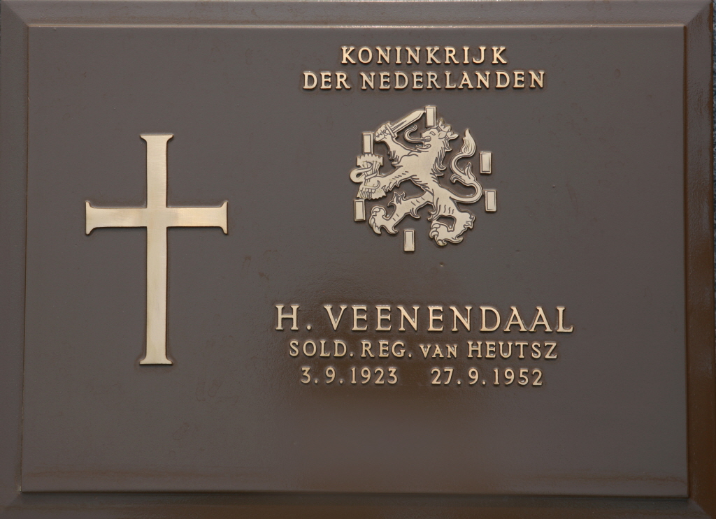 VEENENDAAL H 