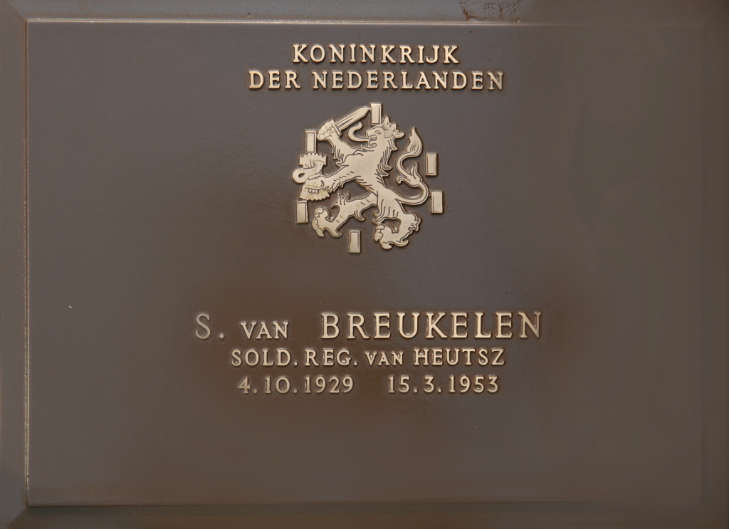 VAN BREUKELEN S 