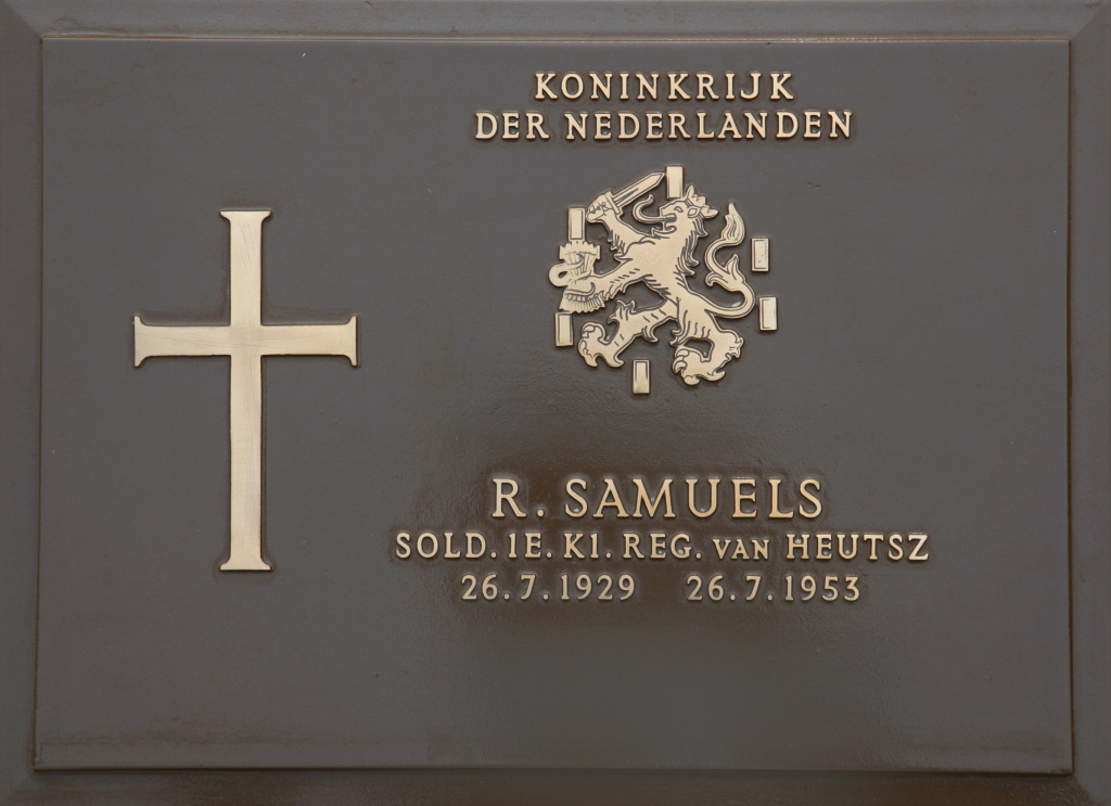 SAMUELS R 