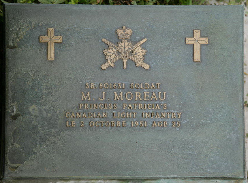 MOREAU M J