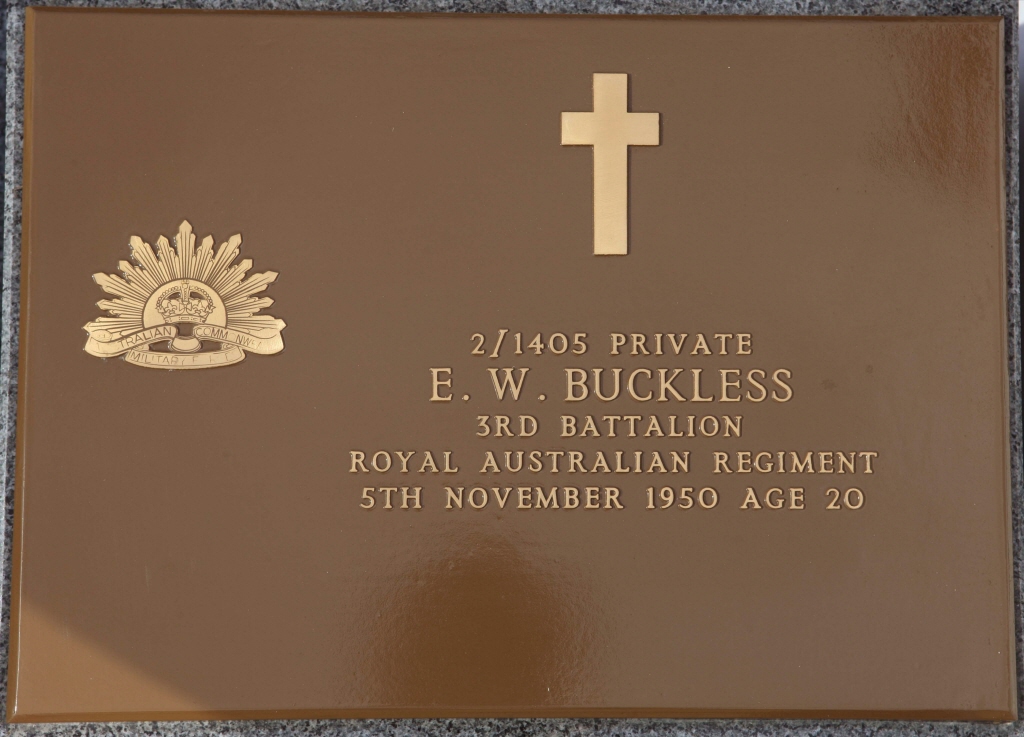 BUCKLESS E W