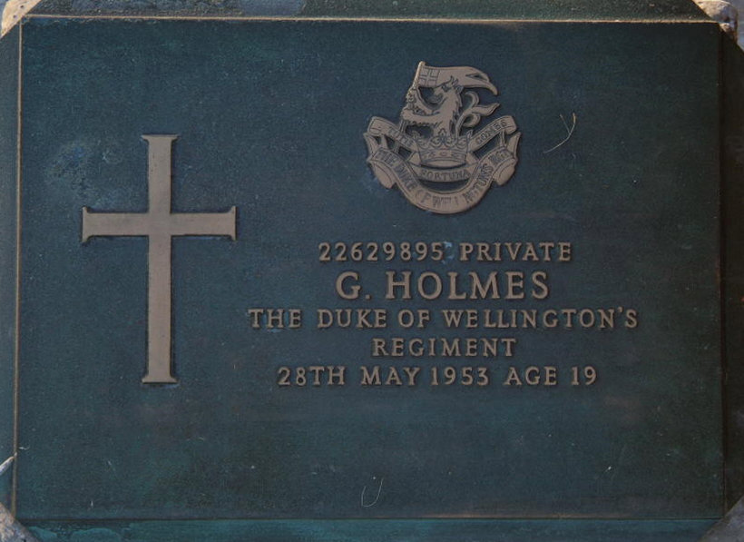 HOLMES G 